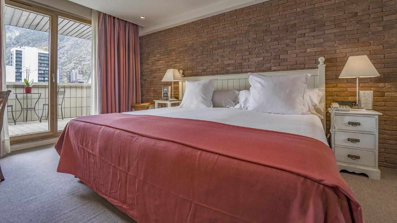 Hotel Roc Blanc & Andorra la Vieja